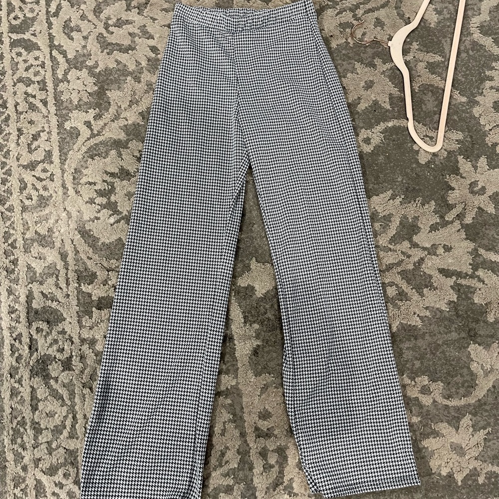 Never worn Black House White Market work pants